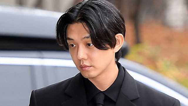 유아인, 부친상&hellip;슬픔 속 빈소 지켜