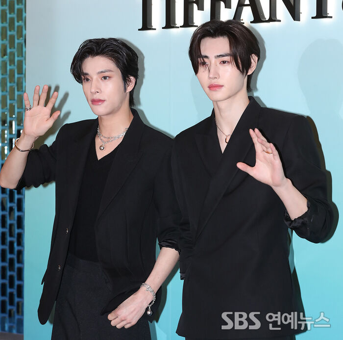 ENHYPEN’s Jake and Sunghoon