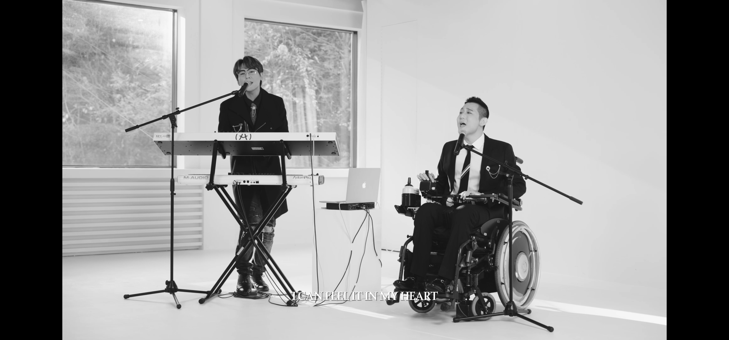 더크로스