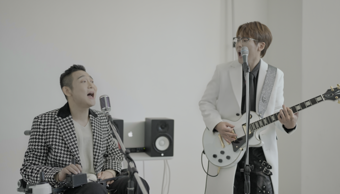 더크로스