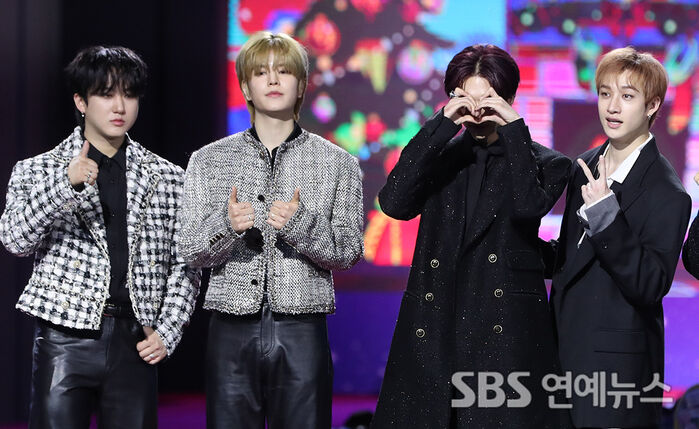 Stray Kids