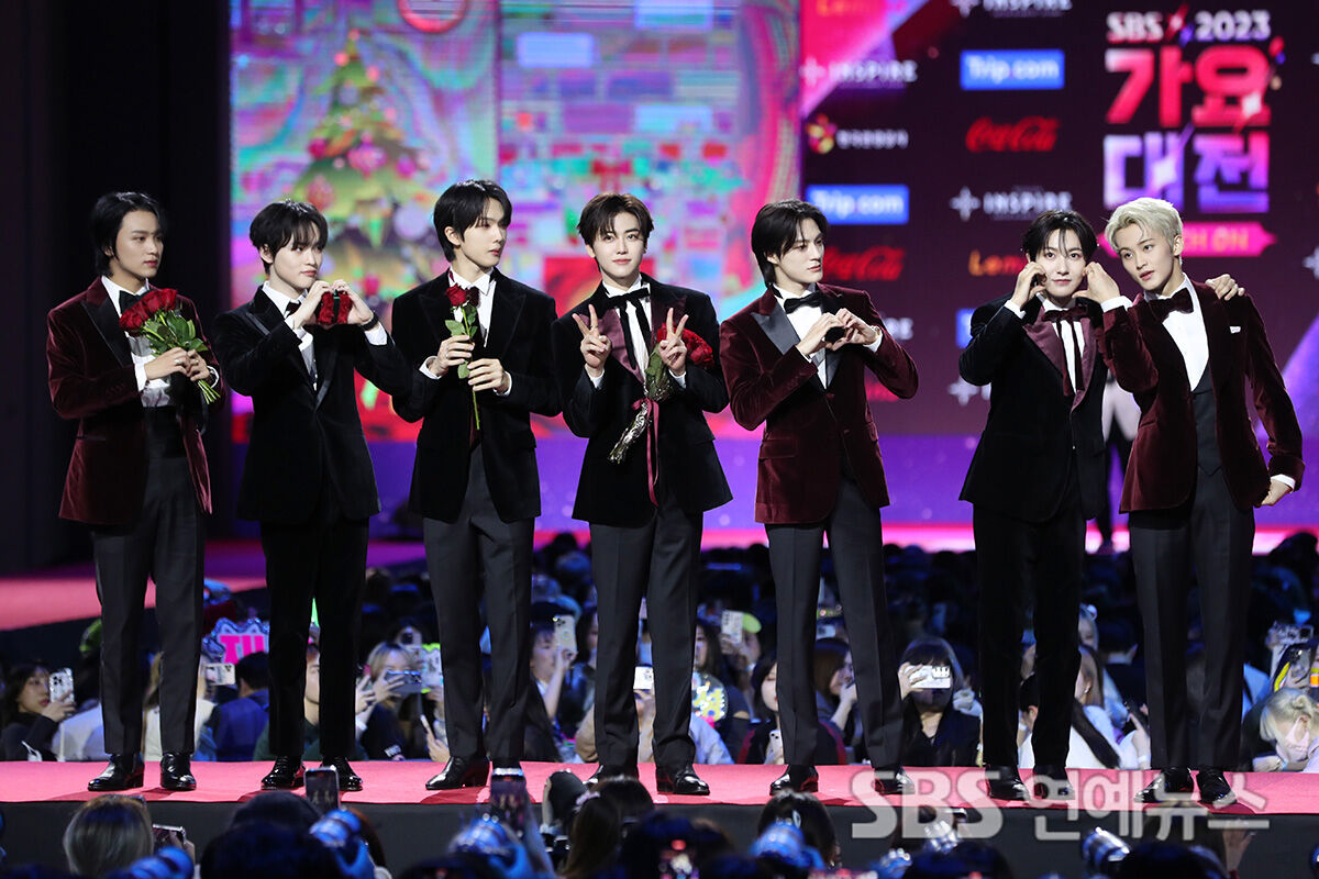 NCT Dream on the SBS Music Awards Red Carpet