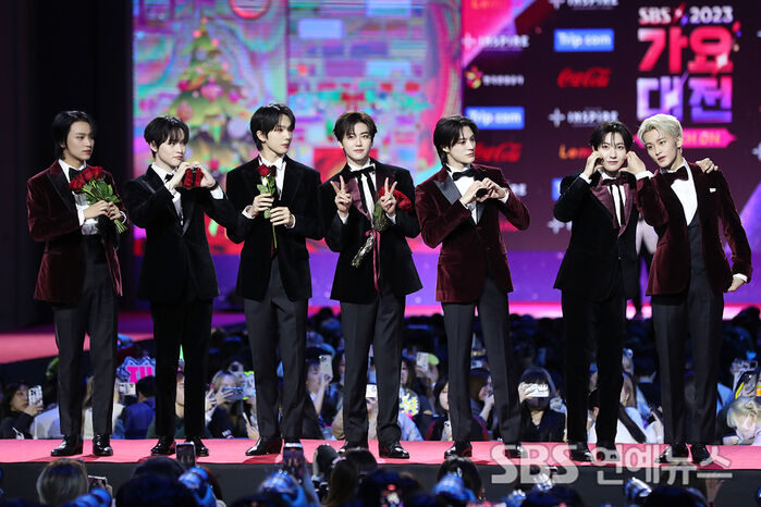 NCT Dream on the SBS Music Awards Red Carpet