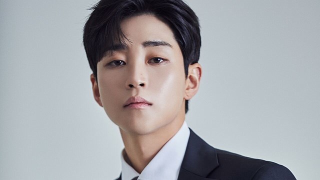 '광고 대박' 딘딘, 물 들어올 때 노젓는다…11월 소극장 콘서트 개최