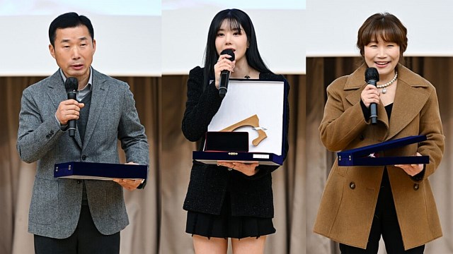 푸바오, SBS 특별상 받았다&hellip;대리수상 강철원 사육사 "쌍둥바오도 잘 키워보겠다"