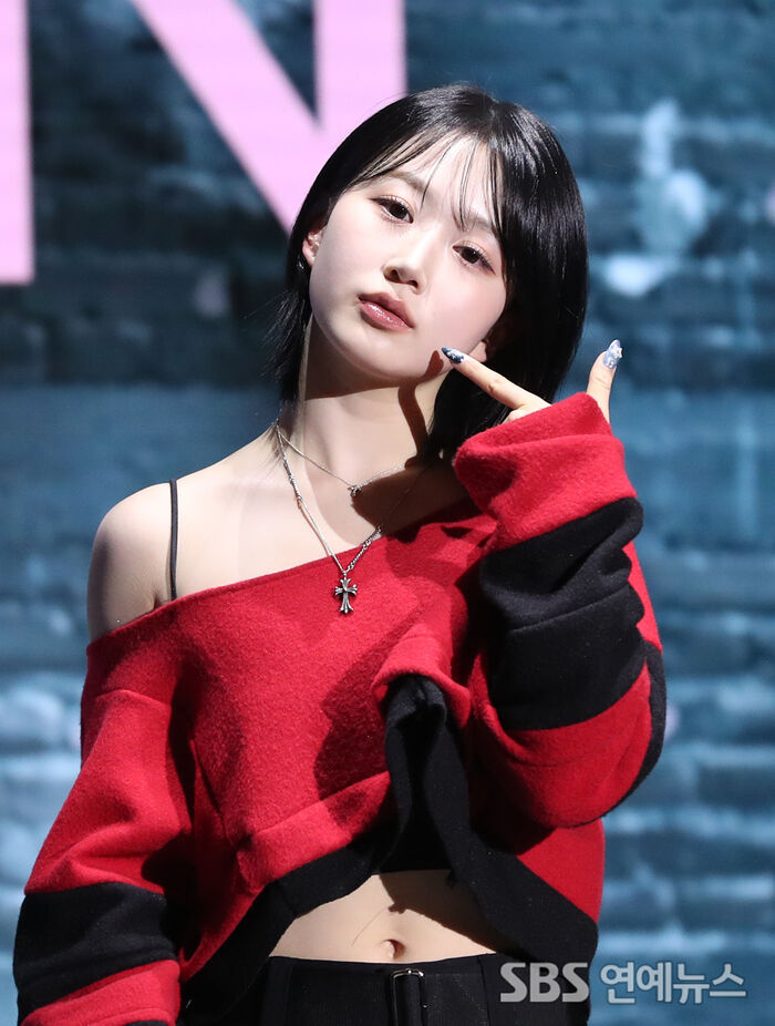 [Throwback] NMIXX's HAEWON Turns Heads With Fresh, Effortless Beauty