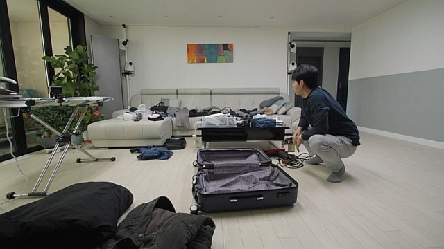 '미우새' 김승수, 숨 막히는 나 홀로 여행 준비&hellip;母 "오던 여자도 도망가" 경악