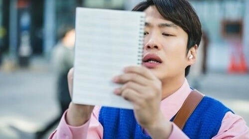 '닭강정' 안재홍, 웹툰 뚫고 나왔다&hellip;이병헌 말맛까지 살려