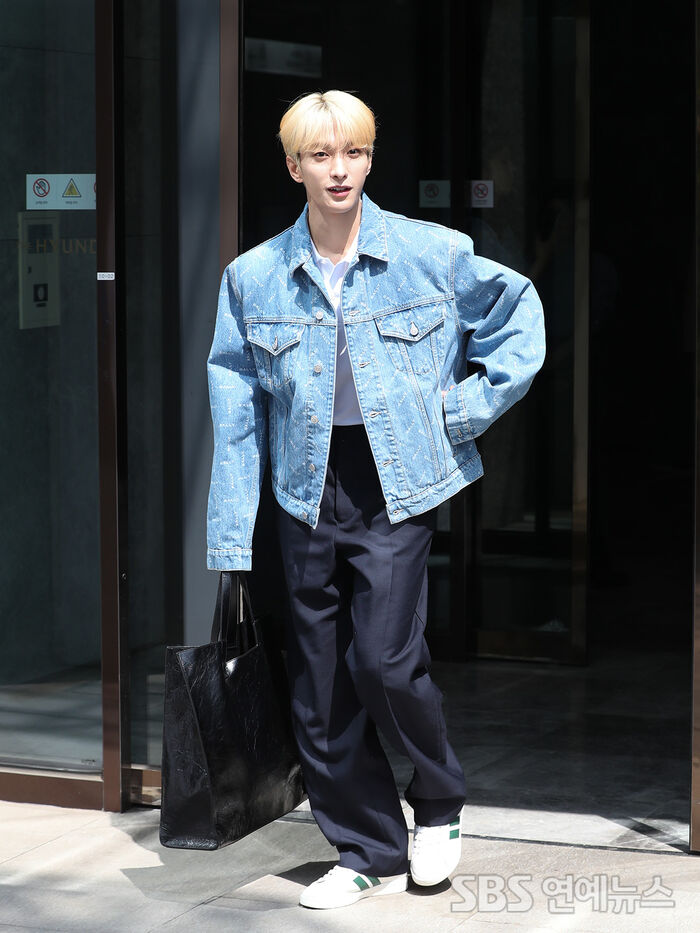 SEVENTEEN's DK