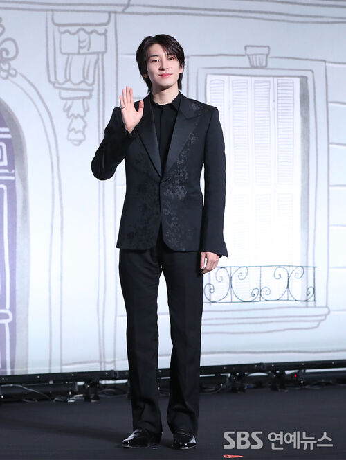 SEVENTEEN's Wonwoo