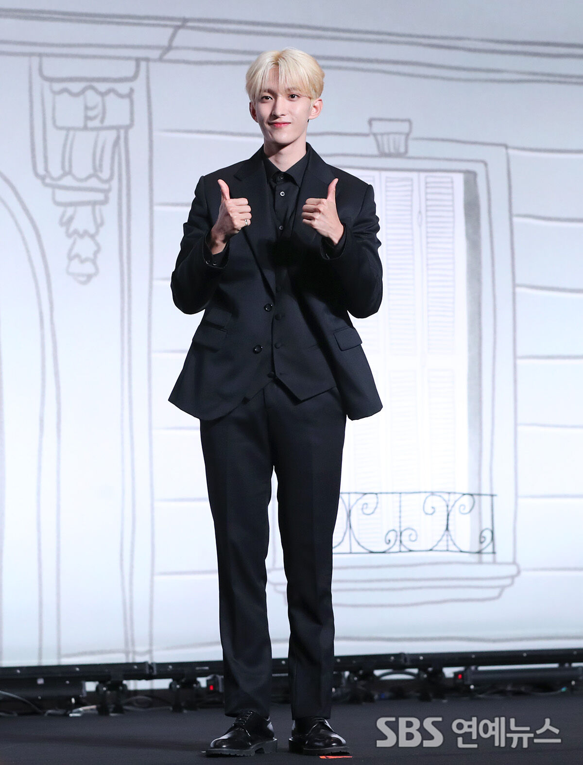 SEVENTEEN's DK