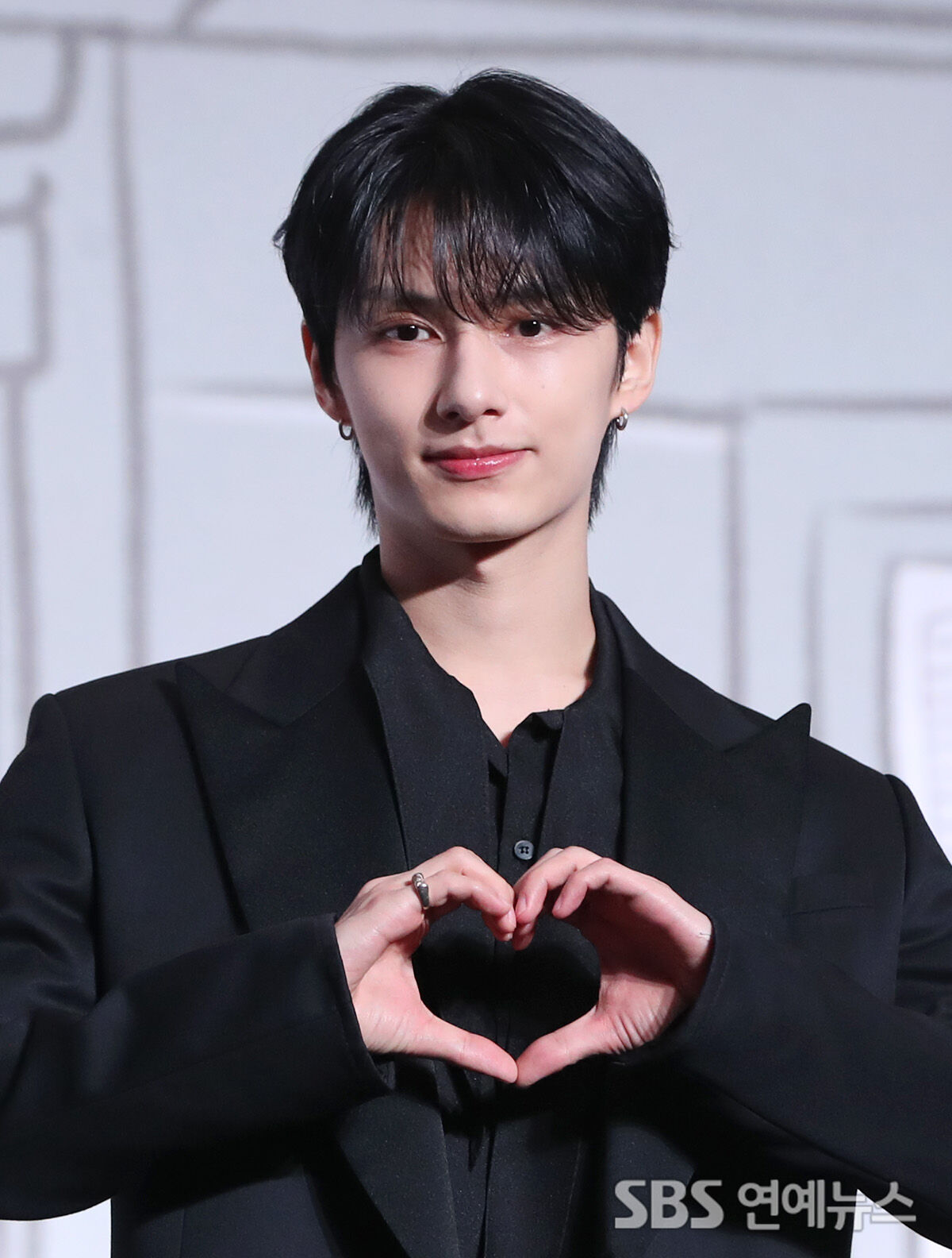 Jun of SEVENTEEN at the '17 Is Right Here' press conference in Seoul