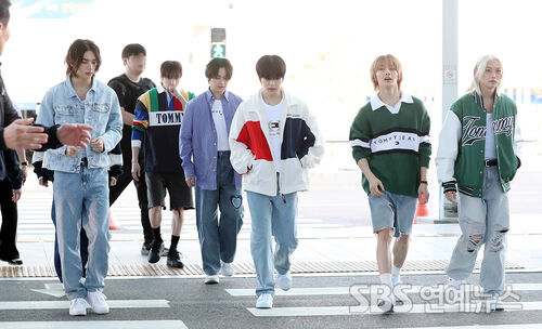 Stray Kids