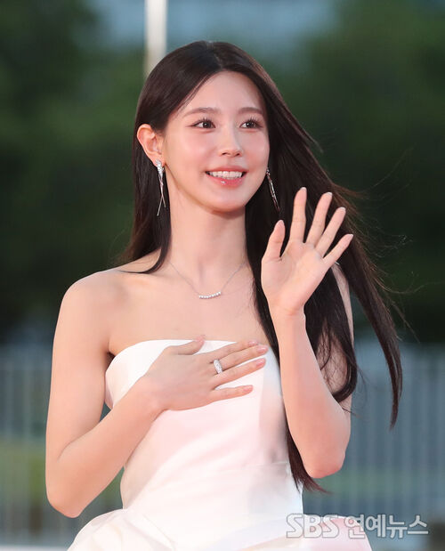 (G)I-DLE's Miyeon