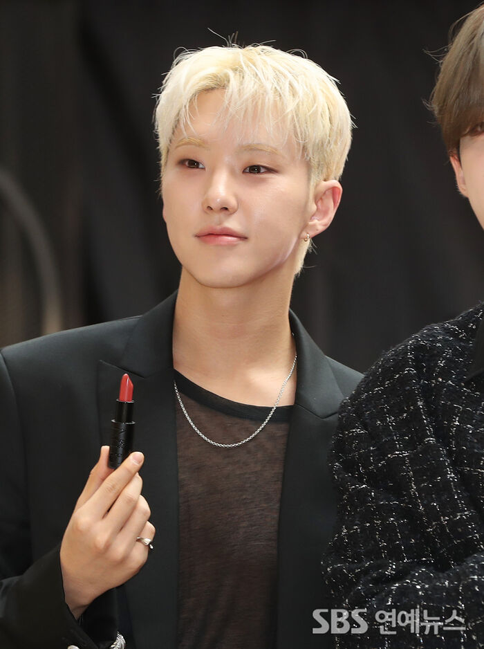SEVENTEEN's Hoshi
