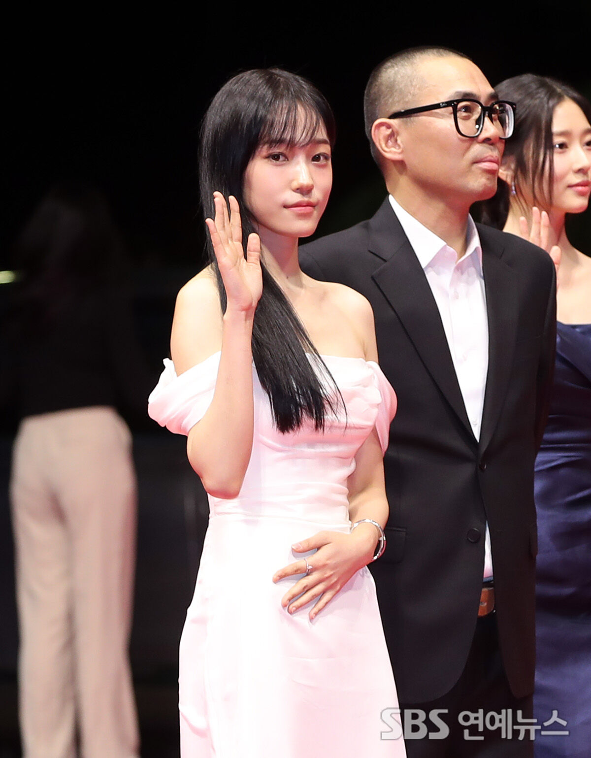 김민주 노윤서