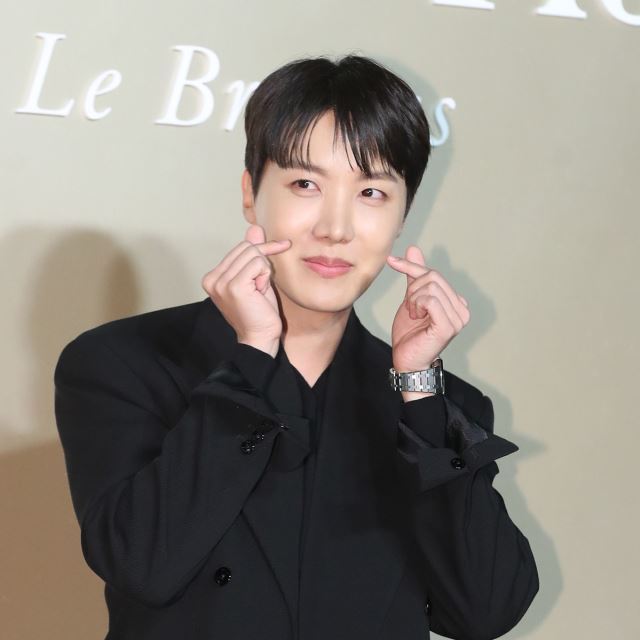 BTS 防弾少年団 ホソク J-HOPE zipcode 17520 BTS 防弾少年団 ホソク J-HOPE zipcode 17520 - メルカリ