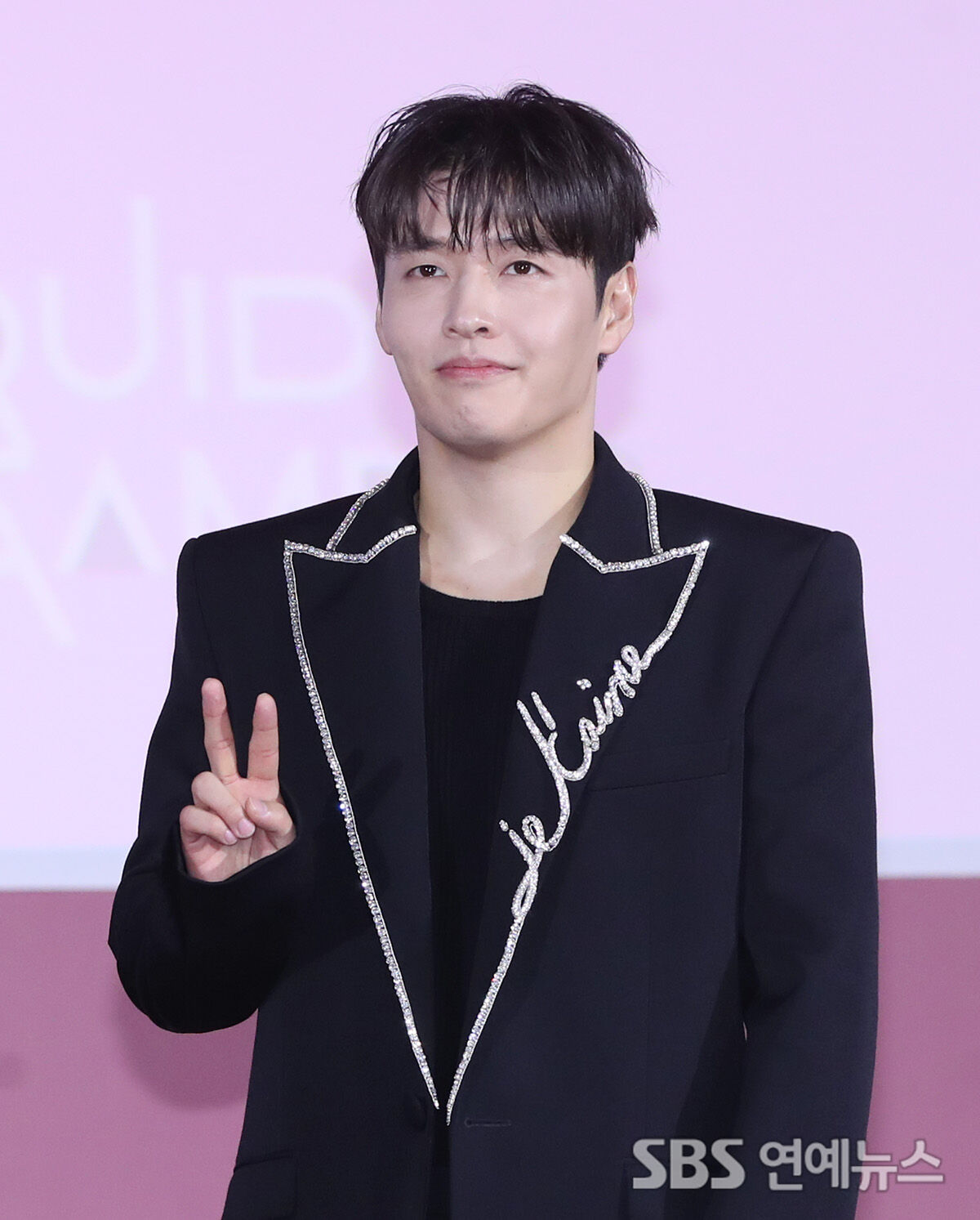 강하늘