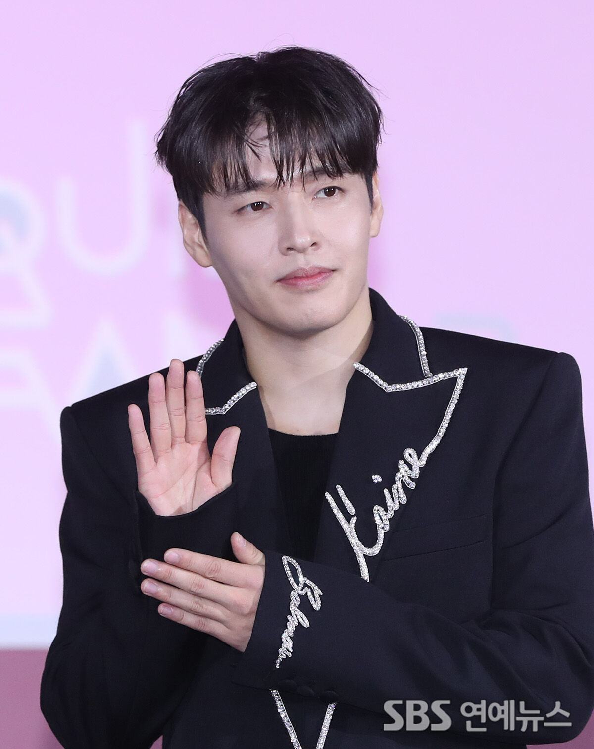 강하늘
