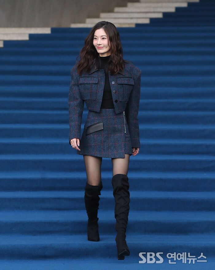 [E-Photo] Yoon So-yi, 'Blue Carpet Smile Activated'