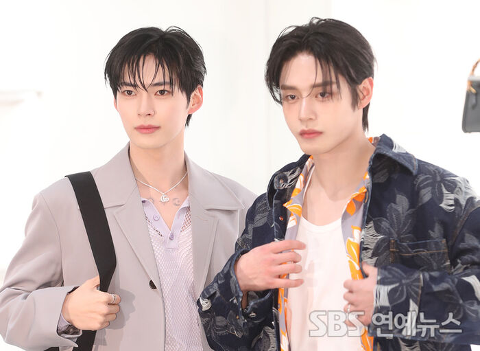 Zero Base One Kim Ji-woong and Seong Han-bin