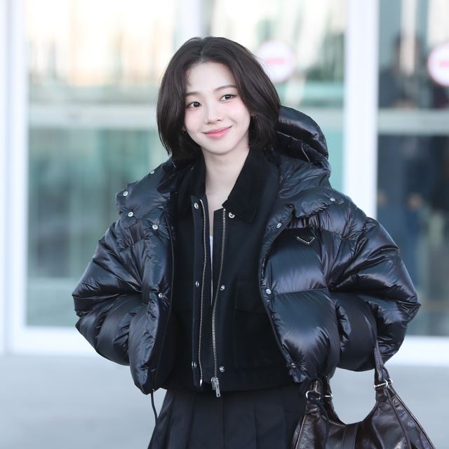 E-Photo] aespa's Karina, 'Warm Spring Sunshine Smile'