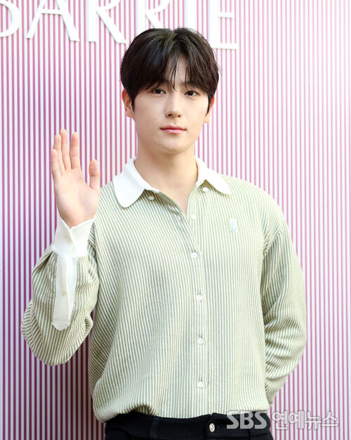 더보이즈 현재, 발목 인대 파열 부상…뮤직뱅크서 '의자 투혼' 예고