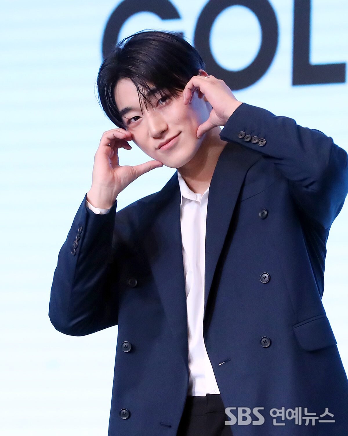 [E-Photo] ATEEZ's SAN, 'The Group's Refreshing Sexy Icon'