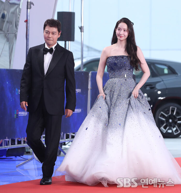 Jun Hyun-moo Yoon-ah