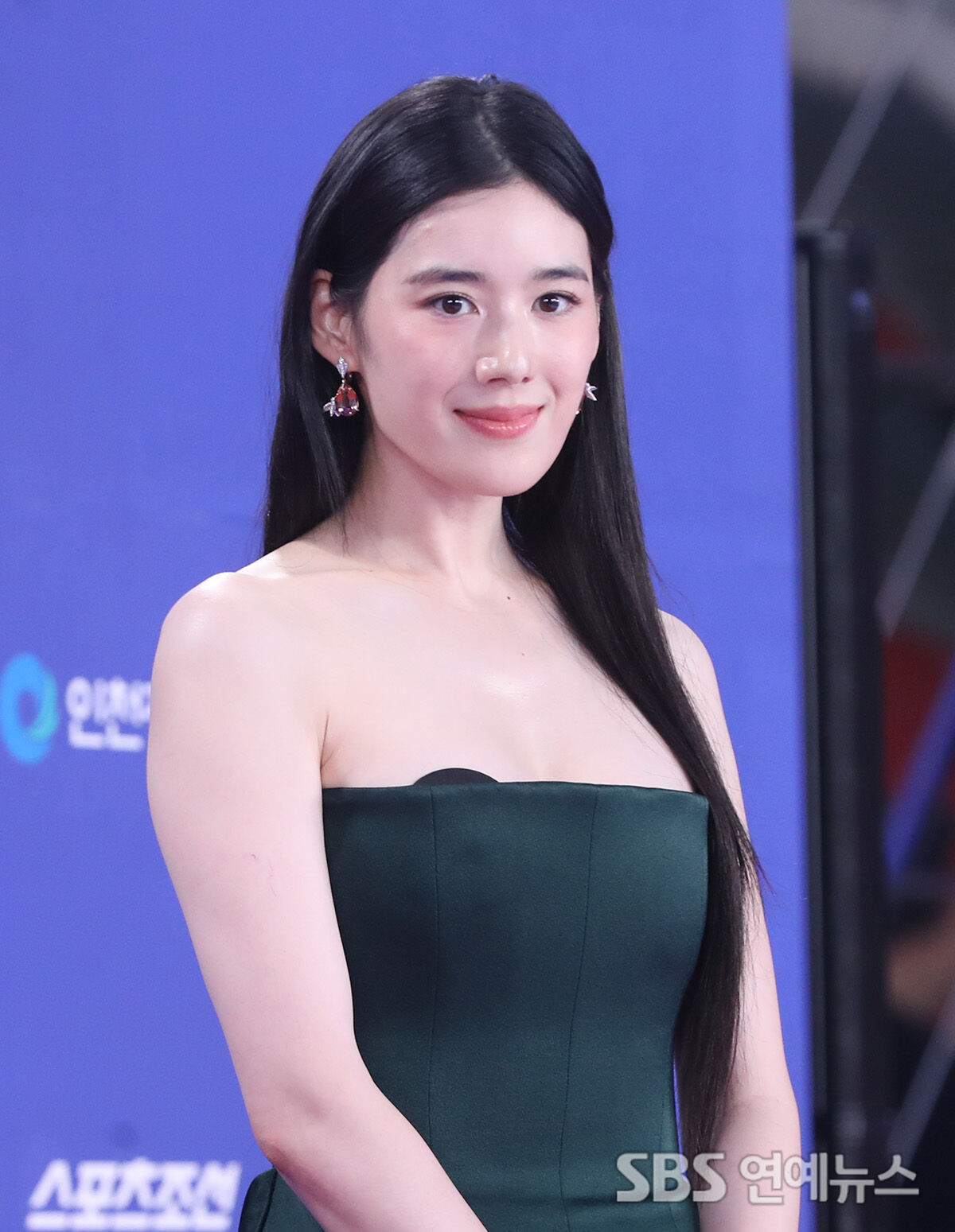 정은채