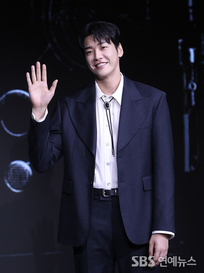 [E-Photo] Kim Youngkwang Cast as the Mysterious Ally in 'Trigger'