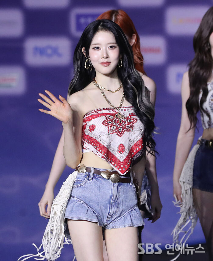 STAYC's Sieun