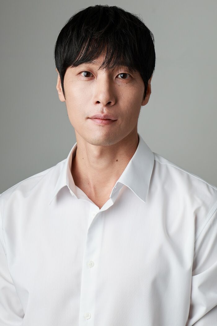 From 'The Trunk' Uhm Tae-sung to 'Eun-soo Good Day's Lee Hyuk, Kim Dong-won Promises Another Stellar Performance