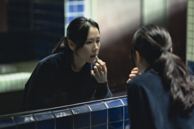 '어쩔수가없다' 손예진, 위기에 강한 아내 연기…박찬욱 "프로페셔널해" 호평