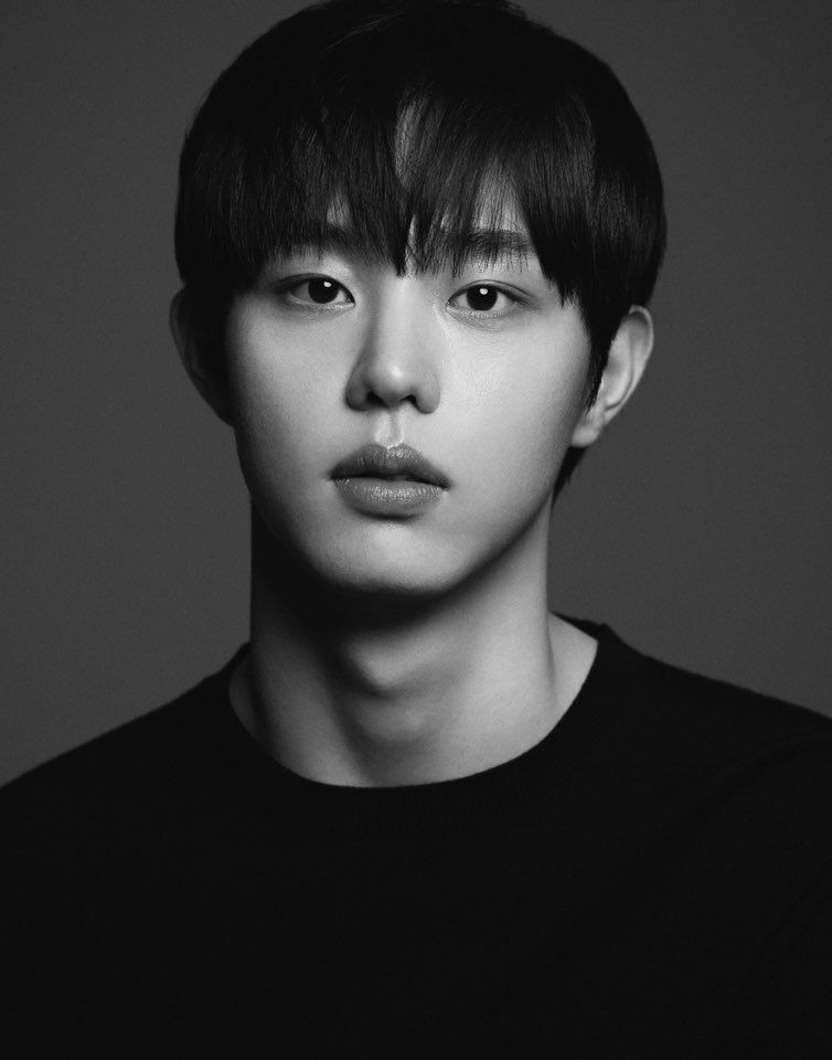 김단