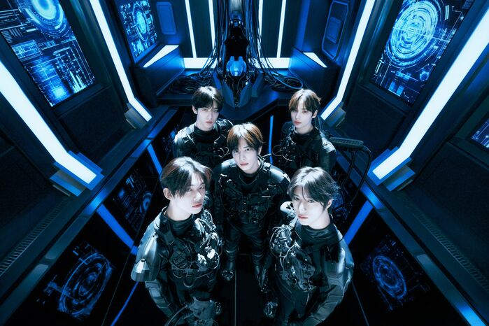 TOMORROW X TOGETHER