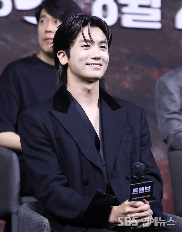 박형식