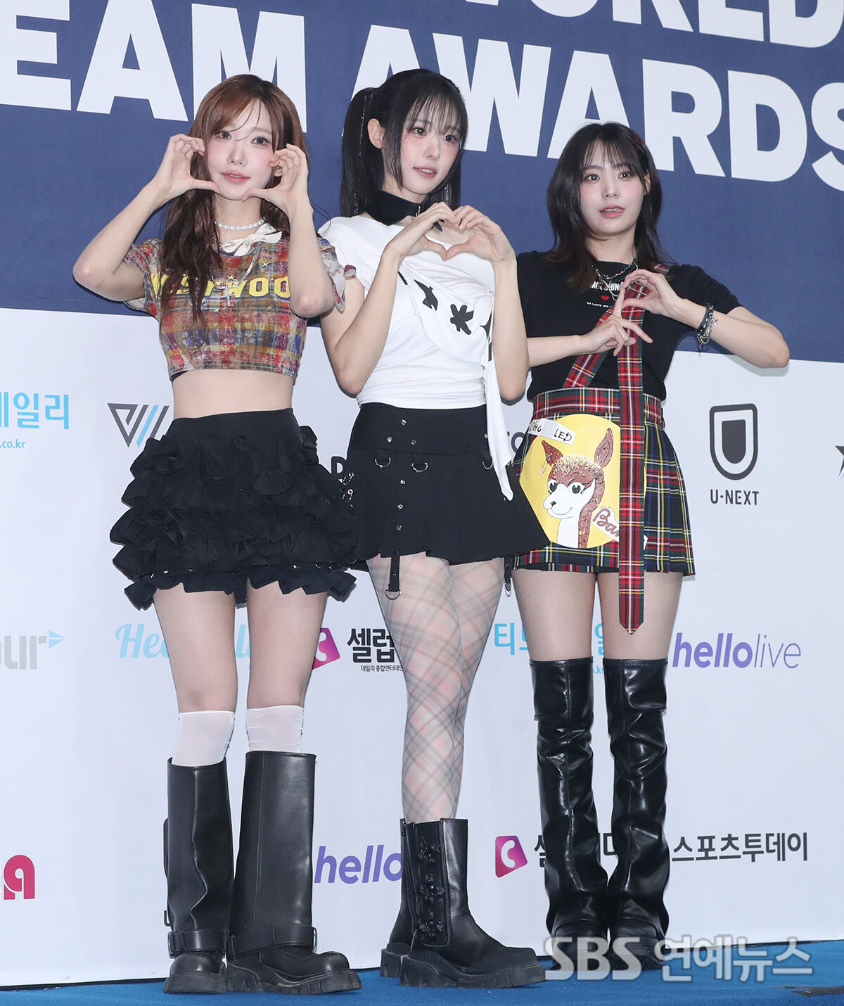 QWER at the 2025 K-World Dream Awards