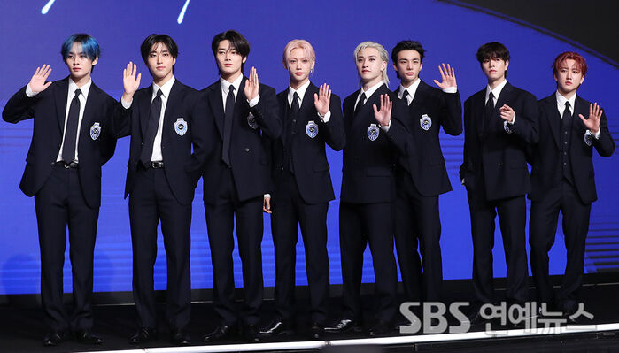 Stray Kids