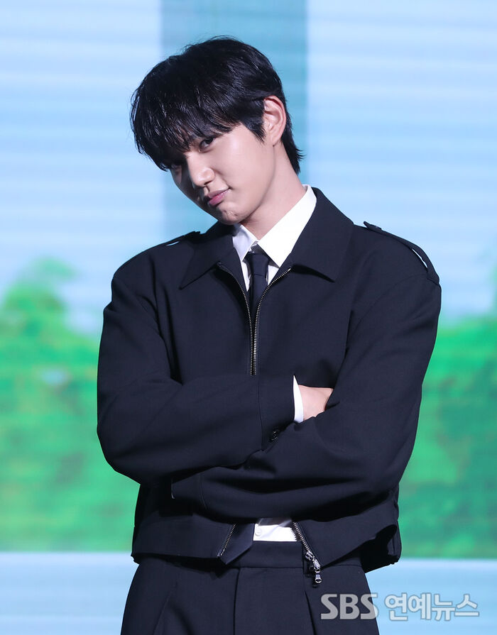 Yoon Sang Hyun Serves 'Love Untangled' Energy at Netflix Film Press Event