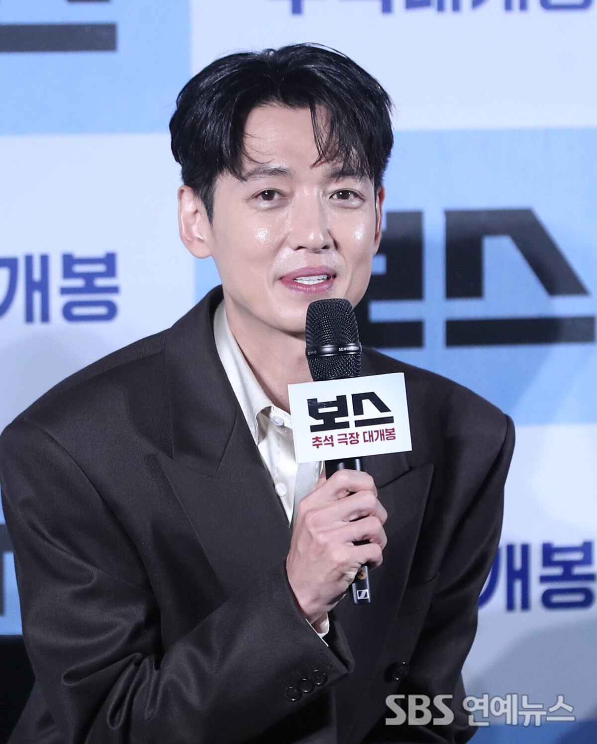 정경호