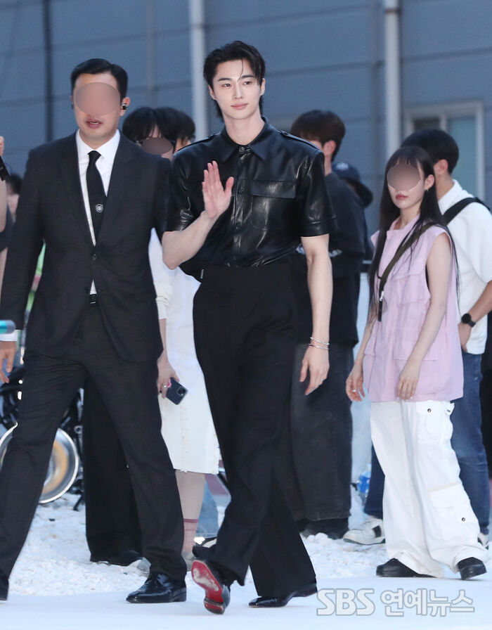 Byeon Wooseok Turns Heads at HAUS NOWHERE’s Seoul Opening