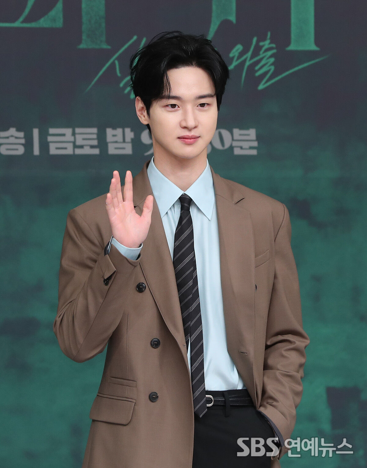 장동윤