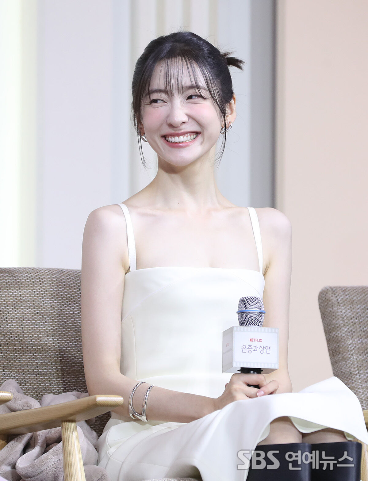 박지현