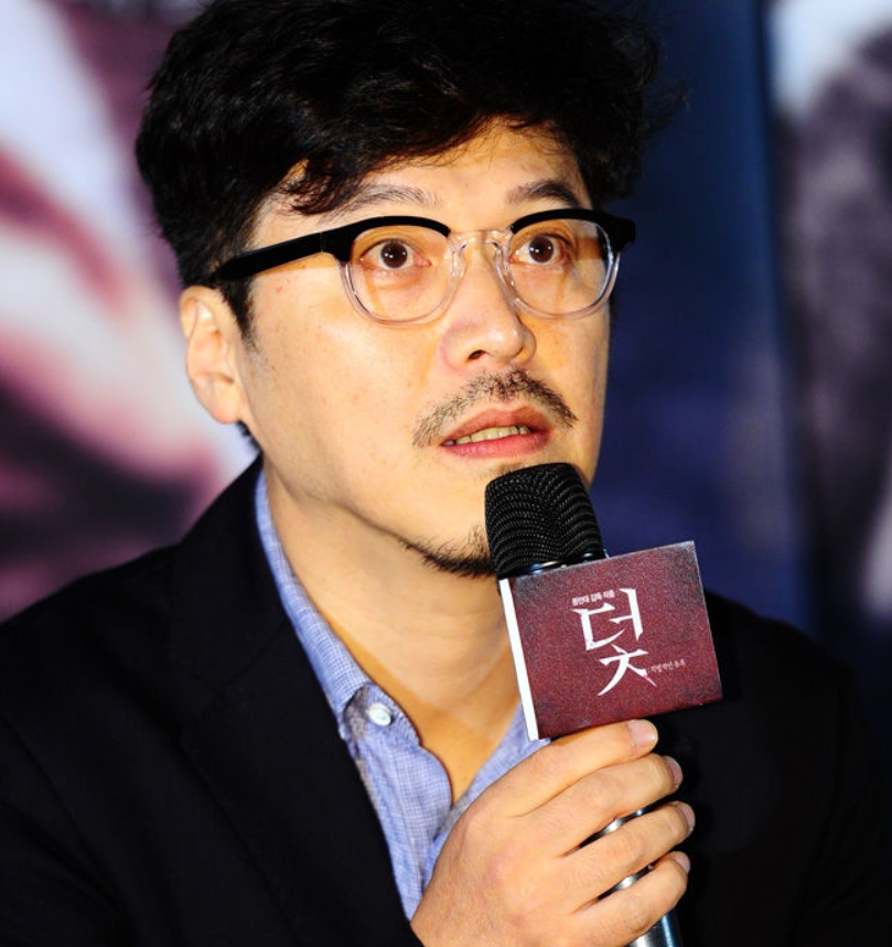  에로 감독이 문화부장관을? …발칙한 상상력 내세운 '문화부장관 봉만대</font>' 제작