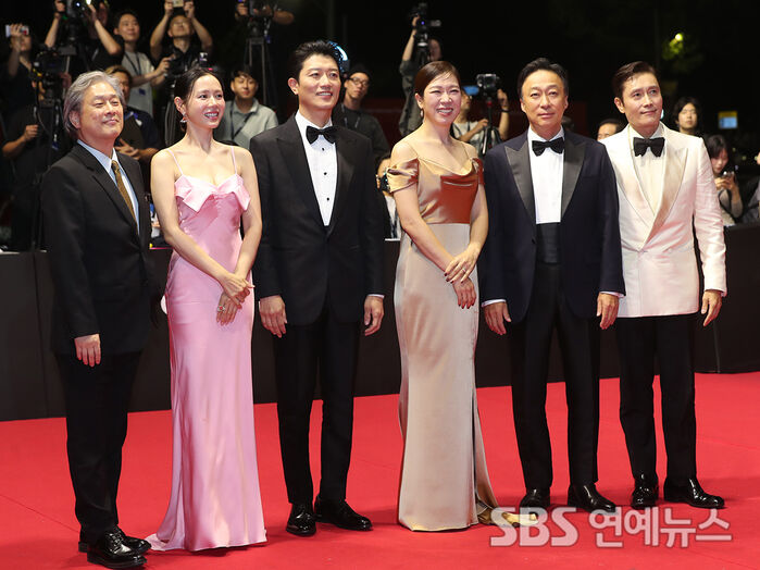 No Other Choice Cast at the BIFF Red Carpet