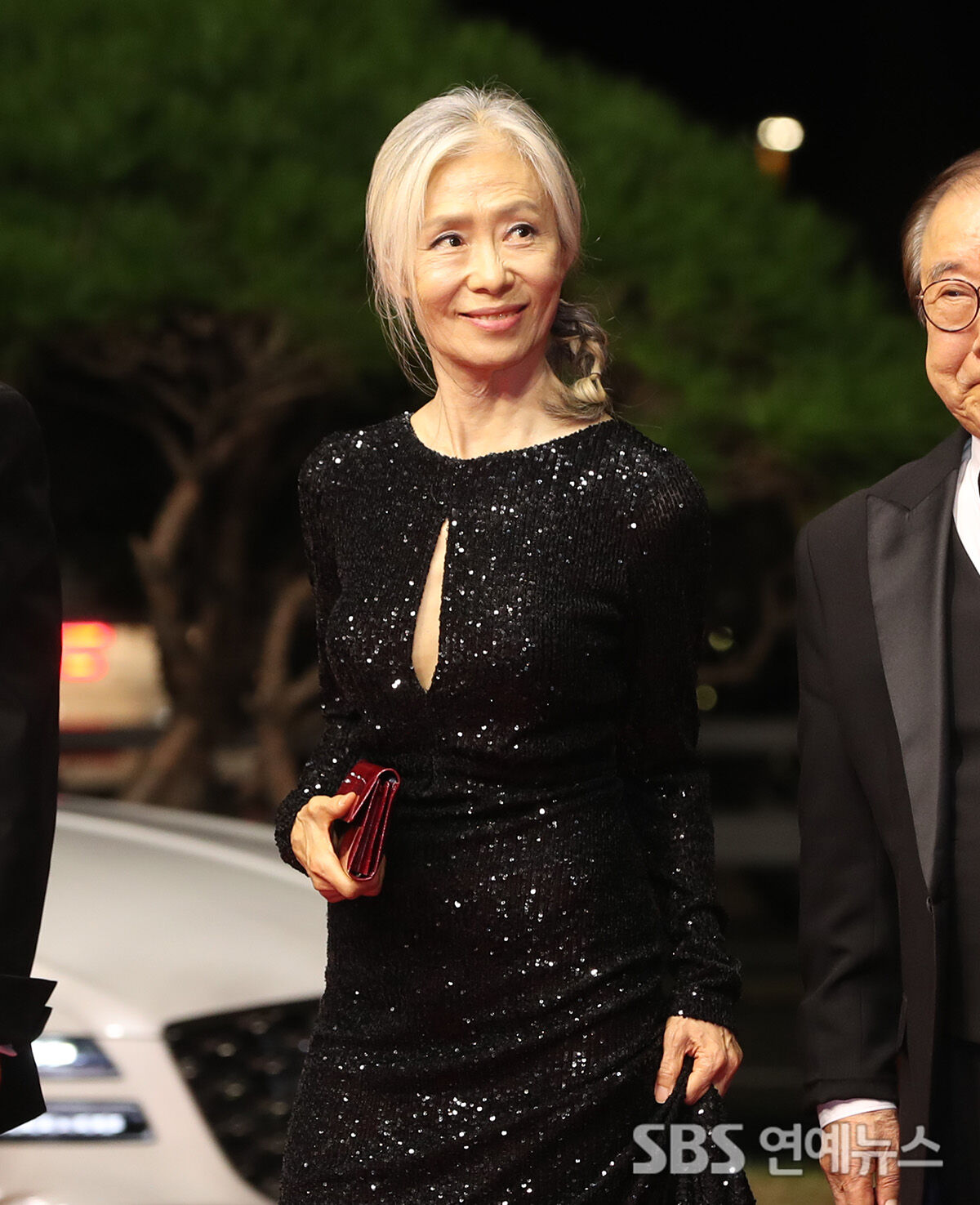 박근형 예수정 장용