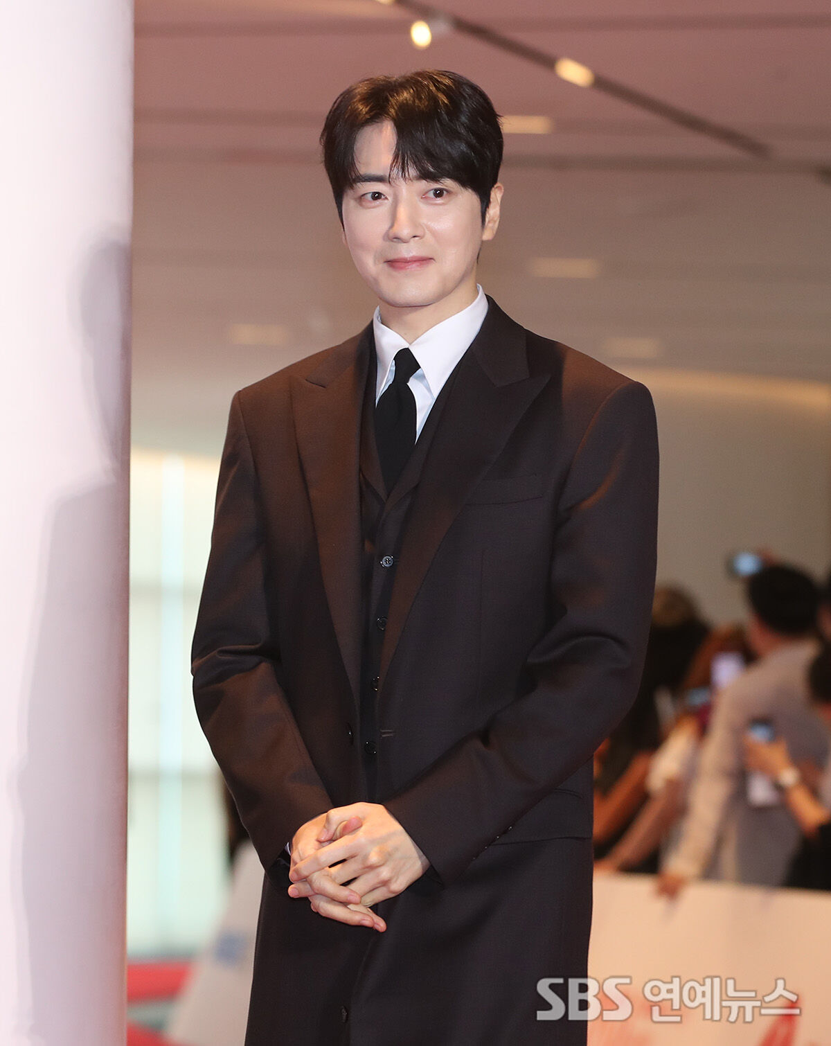 이진욱