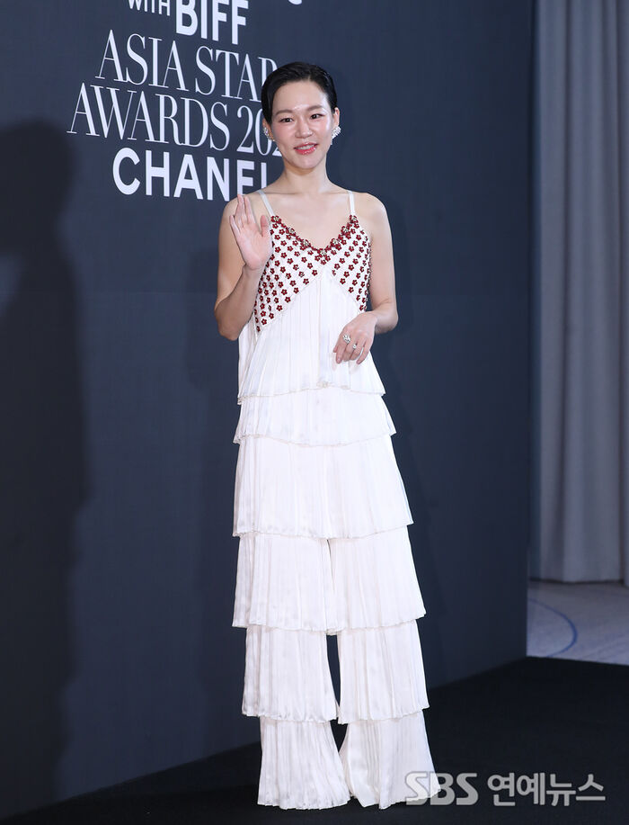 Han Ye-ri at the 2025 Asia Star Awards in Busan