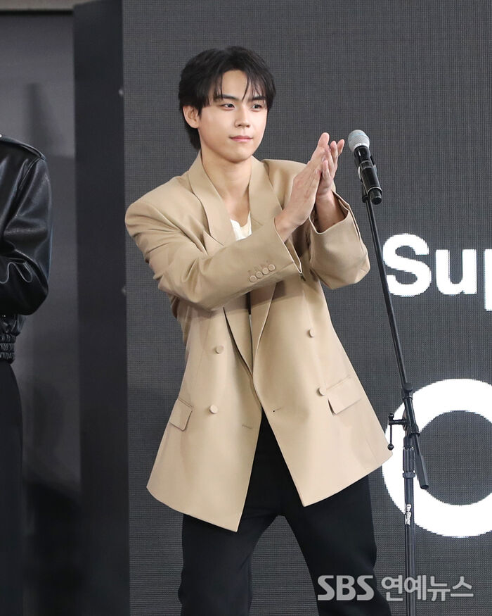 Kim Do-Hoon Greets Fans at Busan's Outdoor "Dear X" Event